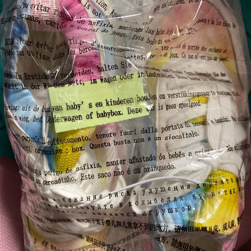 LAST PAIR NWT Juicy Couture Multicolor Watercolor Low-Top - Picture 9 of 10
